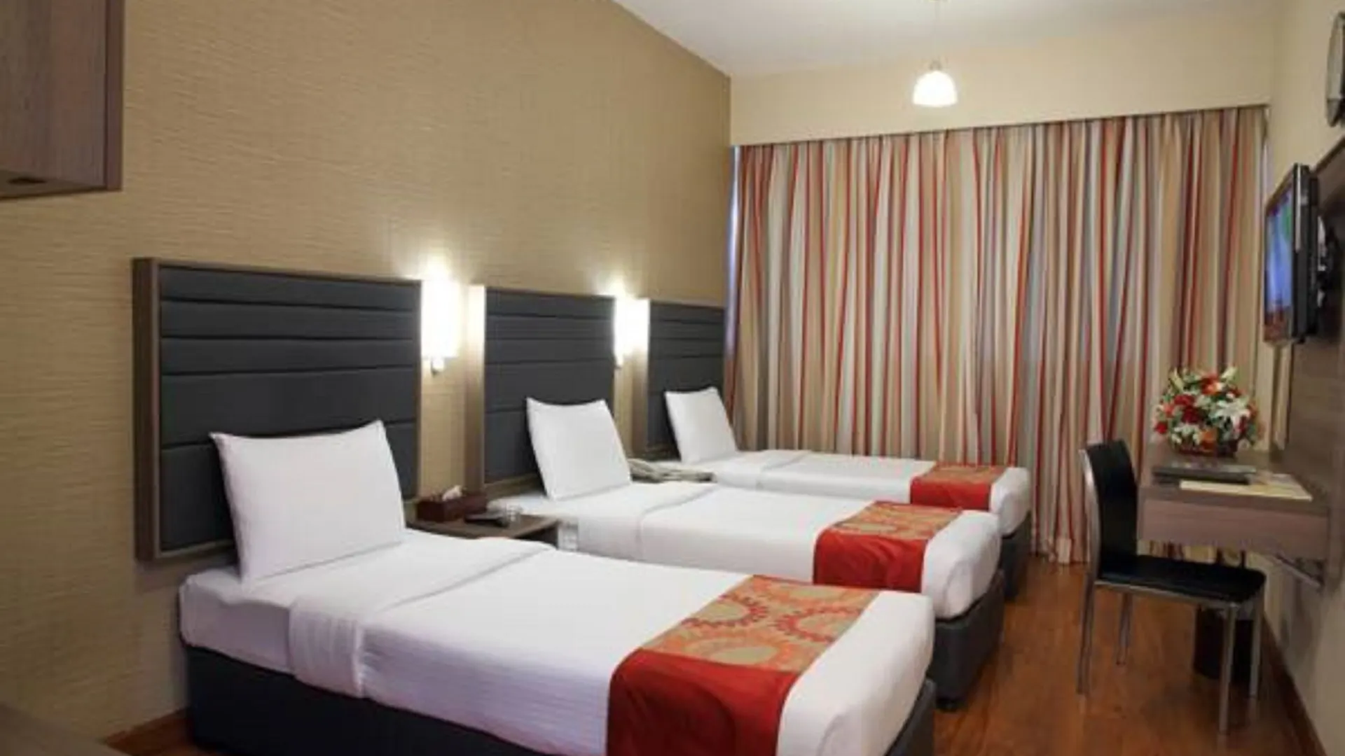 Florida Hotel Dubaj 2*,