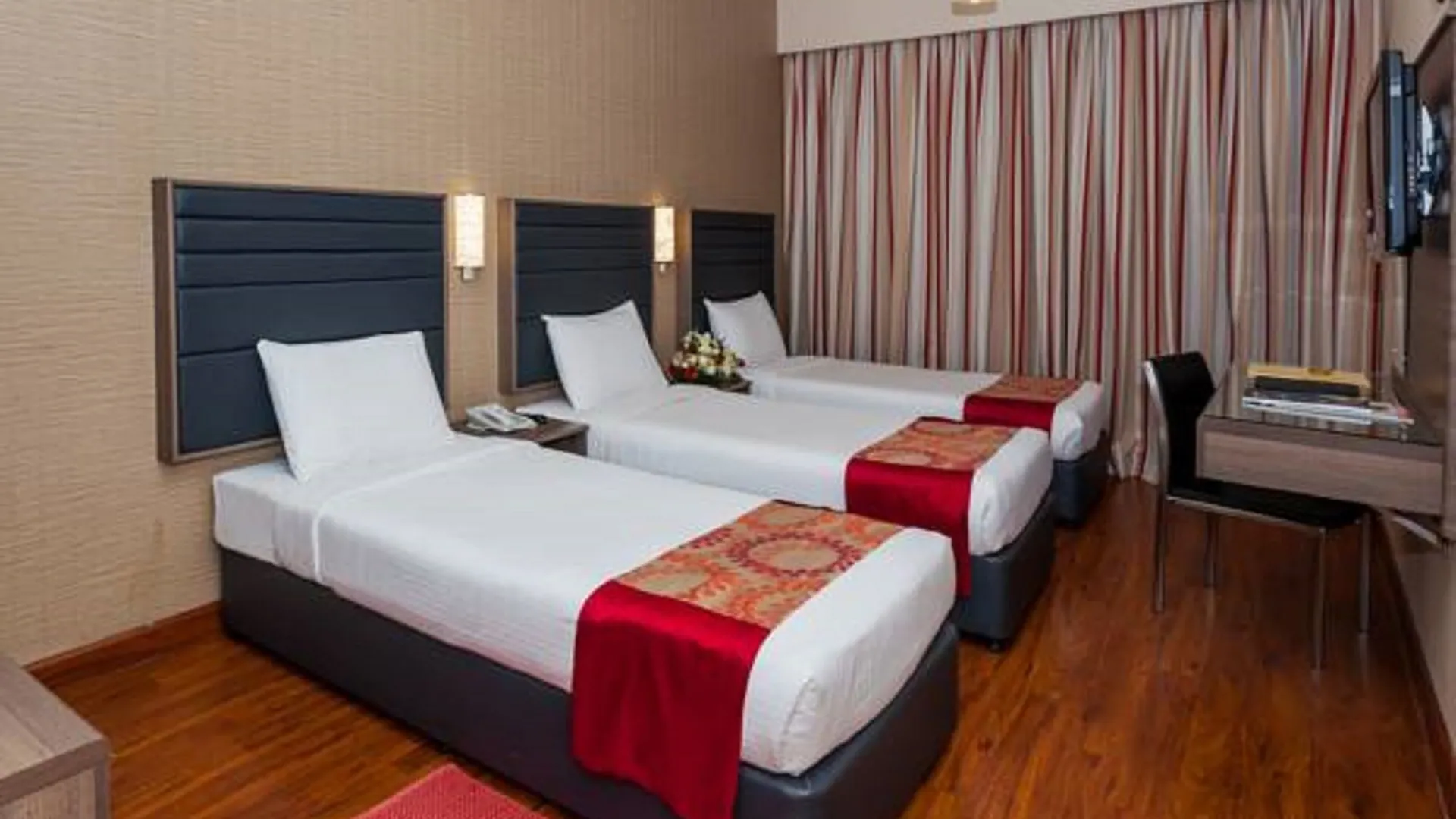 Florida Hotel Dubaj 2*,